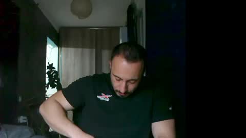 Huracane online show from May 3, 5:48 pm