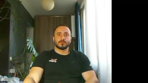 Huracane online show from April 27, 3:52 pm