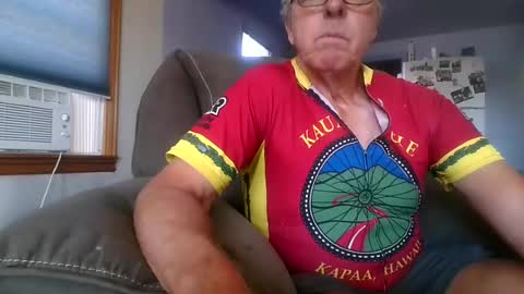 tacrunner66_ online show from August 9, 1:57 am