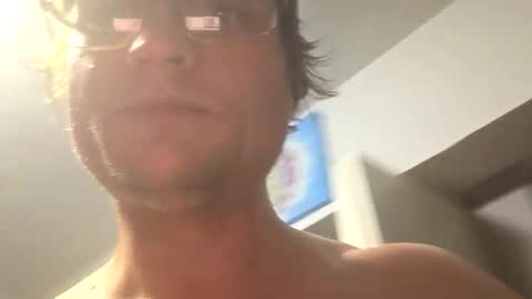 tallgaystud online show from May 3, 5:43 am
