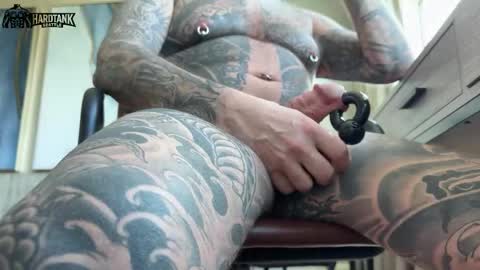 Tank Guy online show from May 20, 1:34 am