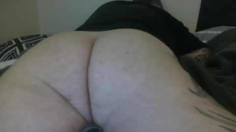 tattooedscorpioaz65 online show from June 19, 7:51 pm