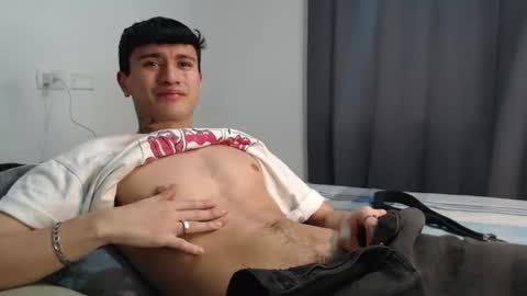 independent model online show from June 20, 4:28 am