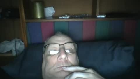 Mark online show from May 13, 7:49 am