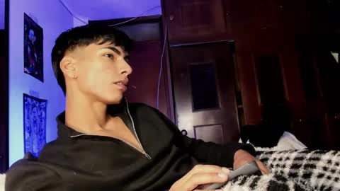 Teo online show from May 6, 3:12 pm