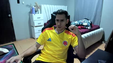 terrier6996 online show from July 4, 3:53 am