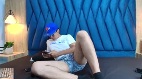 tette_valentine online show from August 1, 3:00 pm