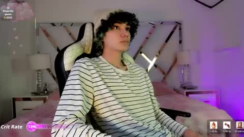 thanier_18 online show from May 7, 7:36 pm