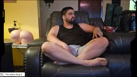 the_alpha_dog_xxx online show from June 9, 2:46 am