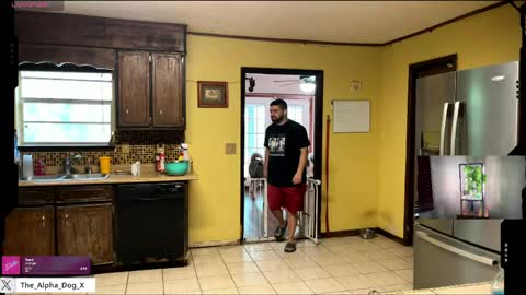 the_alpha_dog_xxx online show from April 29, 6:14 pm