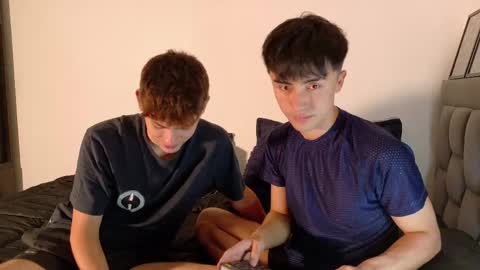 the_lionss online show from April 29, 9:43 pm