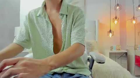   T H E    M A R K   K I N G online show from July 21, 5:59 pm