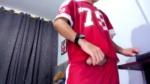 the_skinnyguys online show from June 10, 11:05 pm
