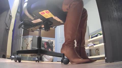 thecowboy_74 online show from May 7, 3:50 am