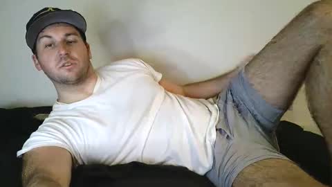 Theetwohander online show from May 6, 4:13 am