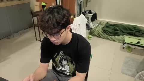 Green online show from May 6, 7:03 pm