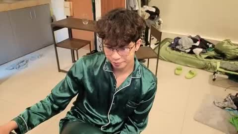 Green online show from May 16, 3:59 am