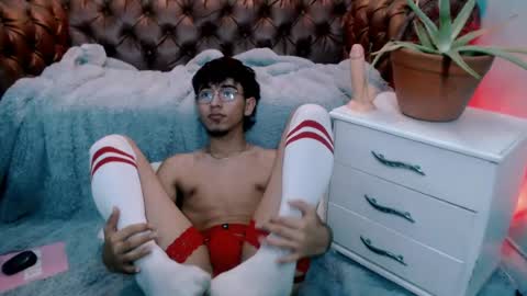 thehotsaulito online show from July 9, 6:44 pm