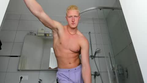 thejacob_d online show from May 25, 1:28 pm
