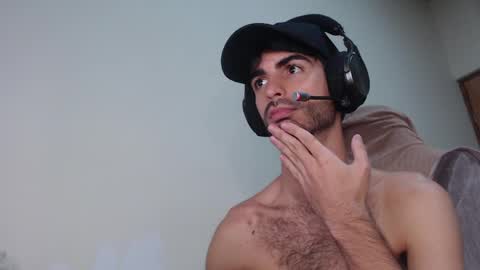 Santiago Enrique online show from April 29, 7:35 am