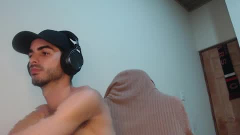Santiago Enrique online show from May 1, 4:16 am