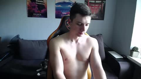 Nick   online show from May 12, 12:13 pm