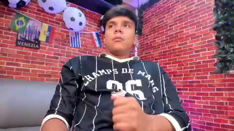 thiago online show from June 19, 3:39 pm