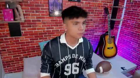 thiago online show from June 11, 1:09 pm