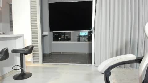 THIAGO online show from June 18, 3:19 am