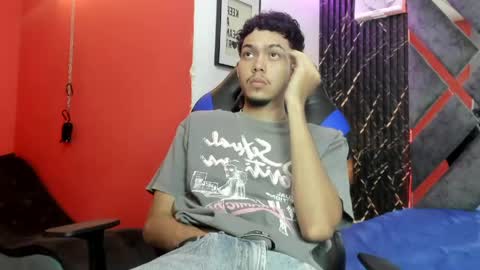 Thiago online show from June 7, 8:05 pm