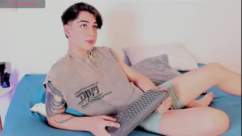 Thiago Winteer online show from May 12, 2:31 am