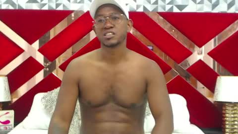 Thiago online show from July 21, 3:25 pm