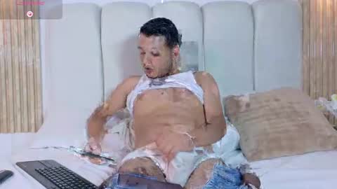 thiagostone89 online show from July 19, 12:38 am