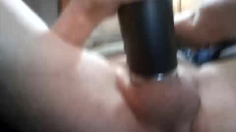 thickcock0008 online show from May 4, 6:42 pm