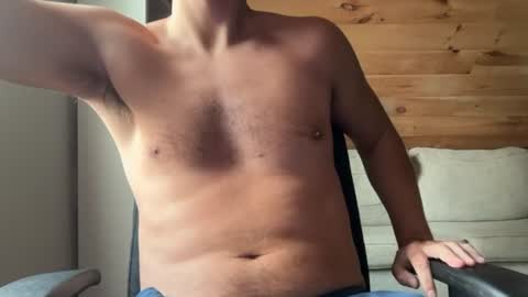 thickcockjock1017 online show from July 18, 6:46 pm