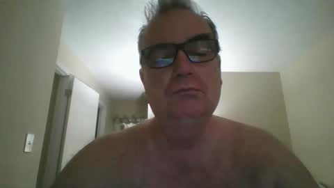 thickwhiteload online show from April 30, 8:49 pm