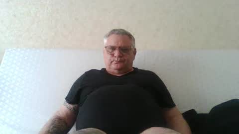 Thierrysymp online show from May 12, 5:10 pm