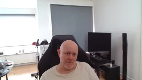 thomas315627 online show from May 10, 12:06 pm
