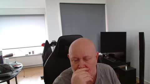 thomas315627 online show from May 11, 1:24 pm