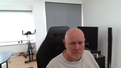 thomas806035 online show from July 24, 11:50 am