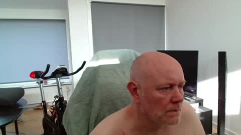 thomas806035 online show from July 12, 5:42 am