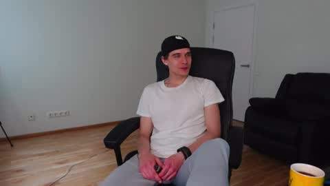 THOMAS BRONS online show from June 18, 12:32 pm
