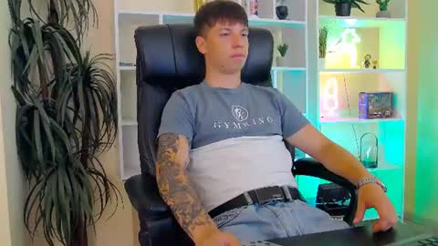 thomas_edisonn online show from July 2, 6:52 am
