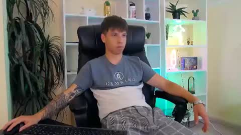 thomas_edisonn online show from July 6, 7:05 am