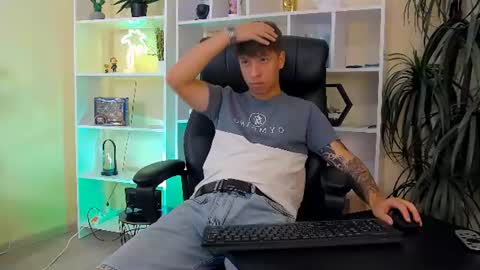 thomas_edisonn online show from July 5, 6:42 am