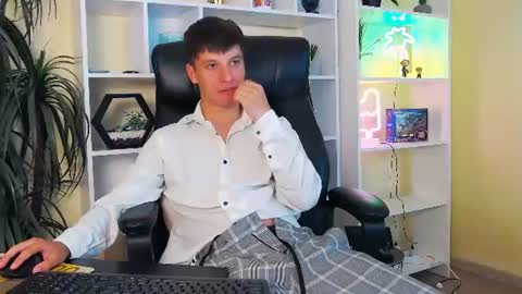 thomas_edisonn online show from August 4, 10:54 am