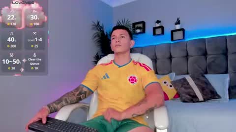 Thomas online show from June 17, 3:03 pm