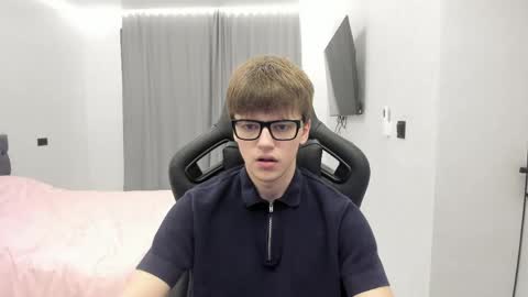Tomas online show from May 5, 7:14 pm