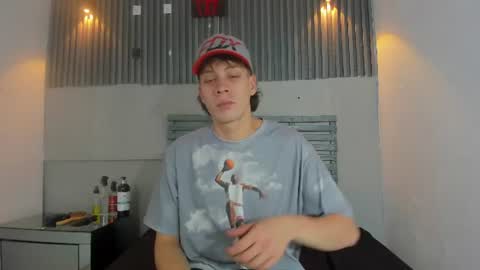 thomas_woolf online show from July 27, 8:16 pm
