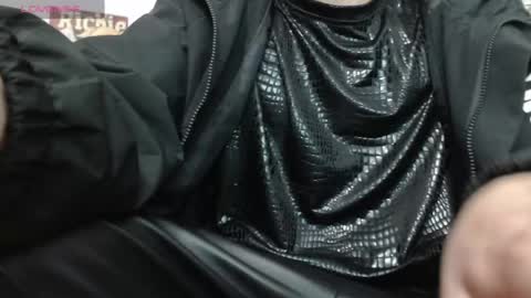 thomasjons online show from May 10, 3:19 am